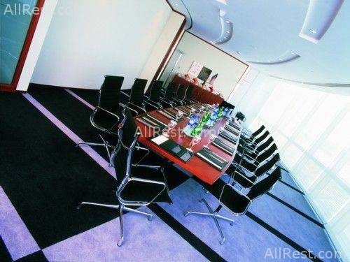 Jumeirah Emirates Towers Hotel 38